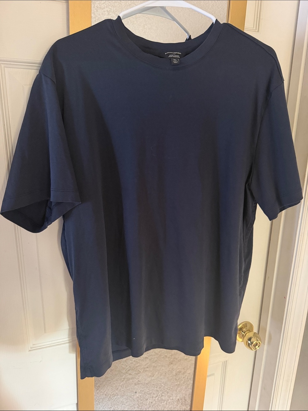 Banana Republic Luxe Touch Performance Navy Short Sleeve Crew Neck Tee